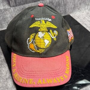 Vtg Eagle emblem iUSMC Black and Red Cap